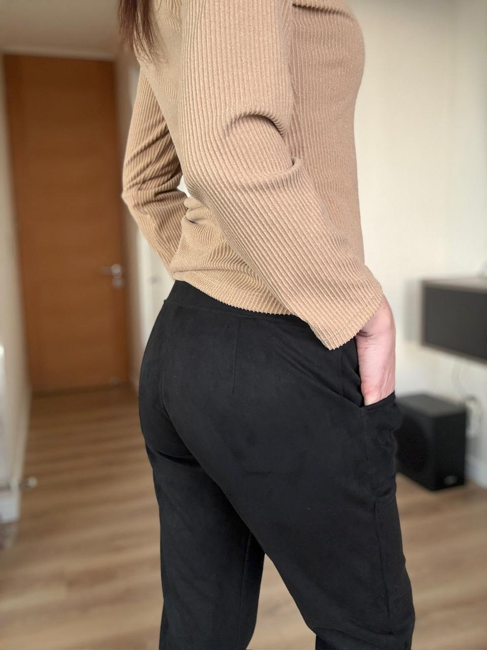 Cropped Gamuza